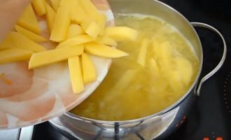 Рецепт супу з фрикадельками і вермішеллю