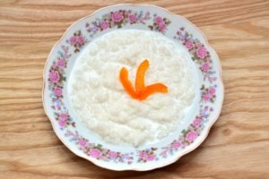 Рисова каша в мультиварці на молоці і альтернативні рецепти приготування
