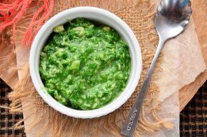 З чим їдять плов   на вибір 3 🥗 салату, 3 соусу і 1 головний напій