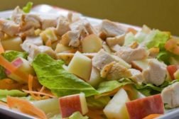 Салат з курячої грудки   9 простих і смачних рецептів