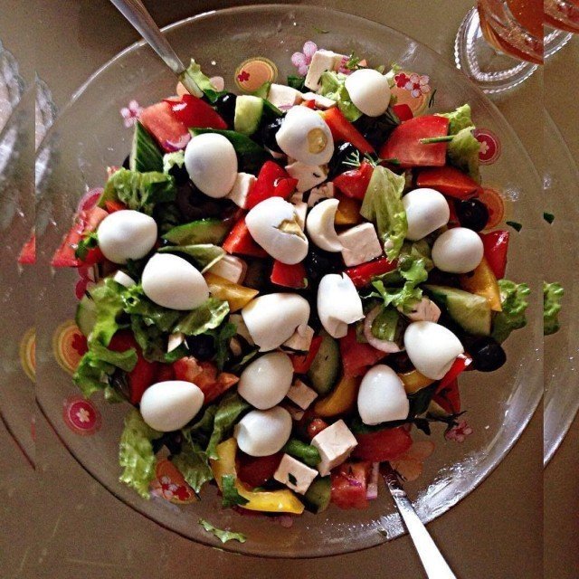 Салат із перепелиними яйцями   7 рецептів приготування вдома