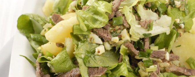 Скільки і як варити яловичину для 🥗 салату: 2 способи + рецепт