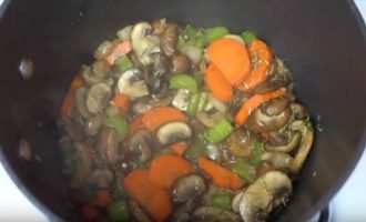 Суп пюре з куркою і грибами. Кращий рецепт! Тисни?