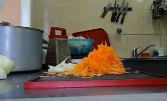 Суп з консервованих грибів за 30 хвилин. Шалено смачно!