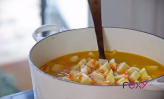 Сирний суп з овочами   швидко, смачно і корисно!