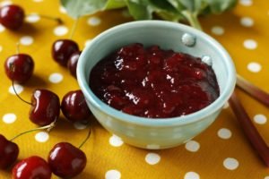 Варення з вишні з кісточкою   8 смачних рецептів
