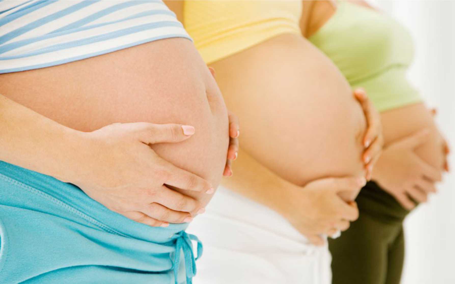 Все про шугарінг при вагітності: можна чи ні на ранніх термінах робити бікіні