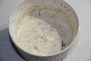 Вибираємо йогурт для заправки 🥗 салату і готуємо 4 соусу