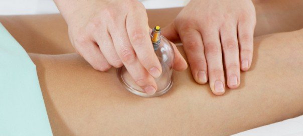 Про антицелюлітний масаж для стегон і сідниць: чи допомагає він схуднути
