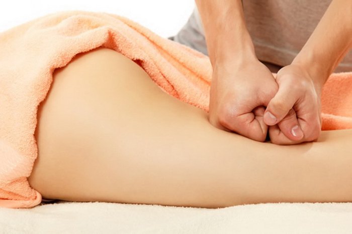 Про масаж для схуднення ніг: масаж проти целюліту на стегнах і сідницях