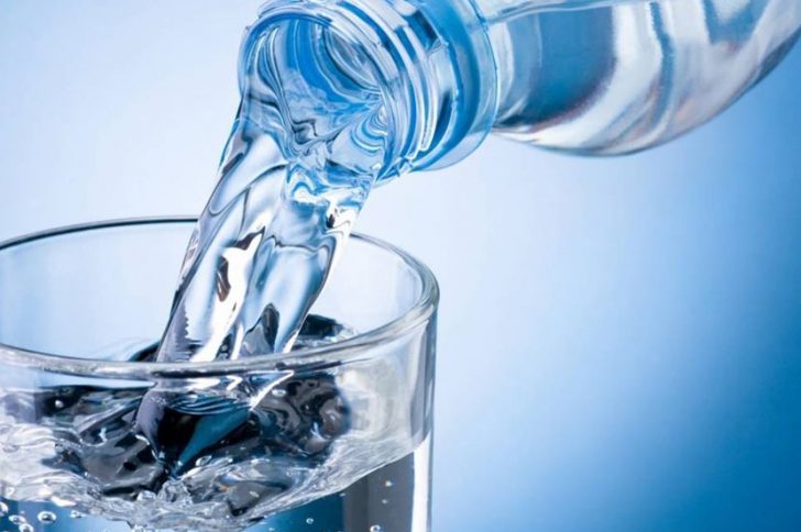 Про воду для схуднення: яку краще пити холодну або гарячу, можна кипячену