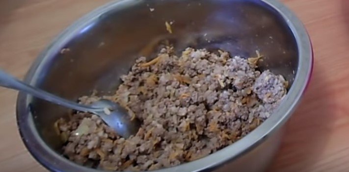 Начинки для млинців — самі смачні та прості рецепти для фаршированих млинців