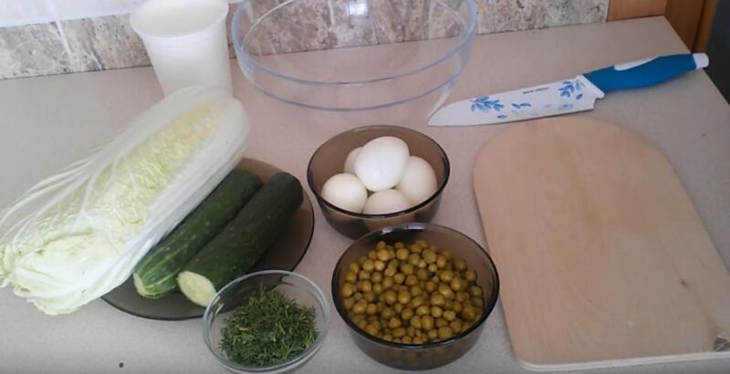 Салати з пекінської капусти — прості та смачні рецепти салату з пекінською капустою