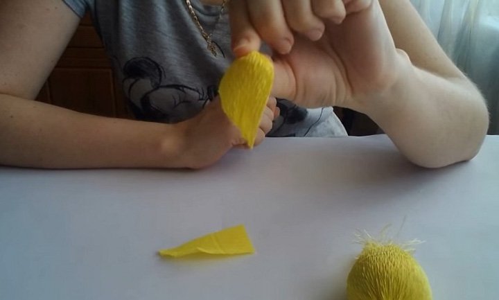 Докладні майстер класи зі створення паперових виробів до Великодня