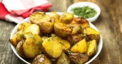 Картопля в фользі в духовці   8 рецептів приготування