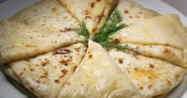 Хичіни з сиром і картоплею   6 смачних рецептів карачаївців і балкарців