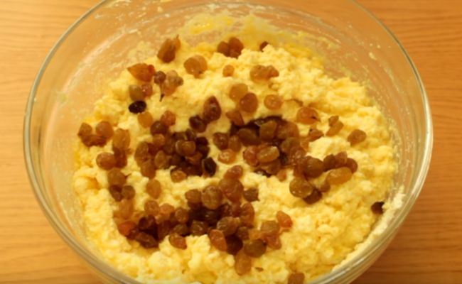 Сирники із сиру на сковороді: класичні рецепти пишних сирників