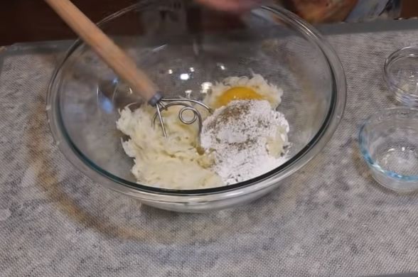 Картопляні деруни з картоплі — класичні рецепти