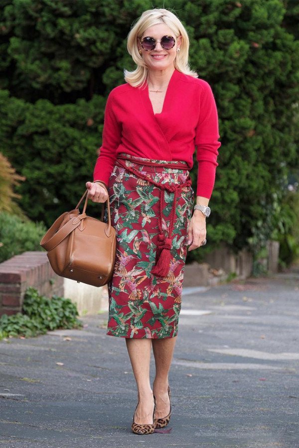 Як одягатися в 55 років жінці – поради від Евеліни Хромченко: модні тенденції, тренди, фото