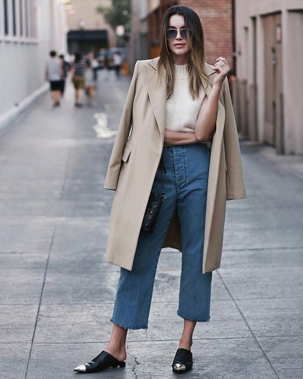 Яке взуття носити з джинсами жінкам: модні тенденції, фото стильних луків