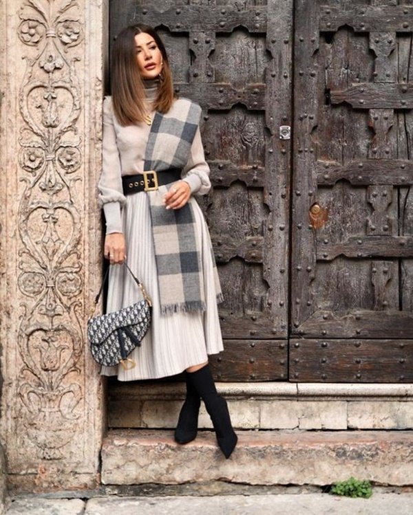 Осінній гардероб для жінки 50 років від Евеліни Хромченко: модні поради, тренди, фото