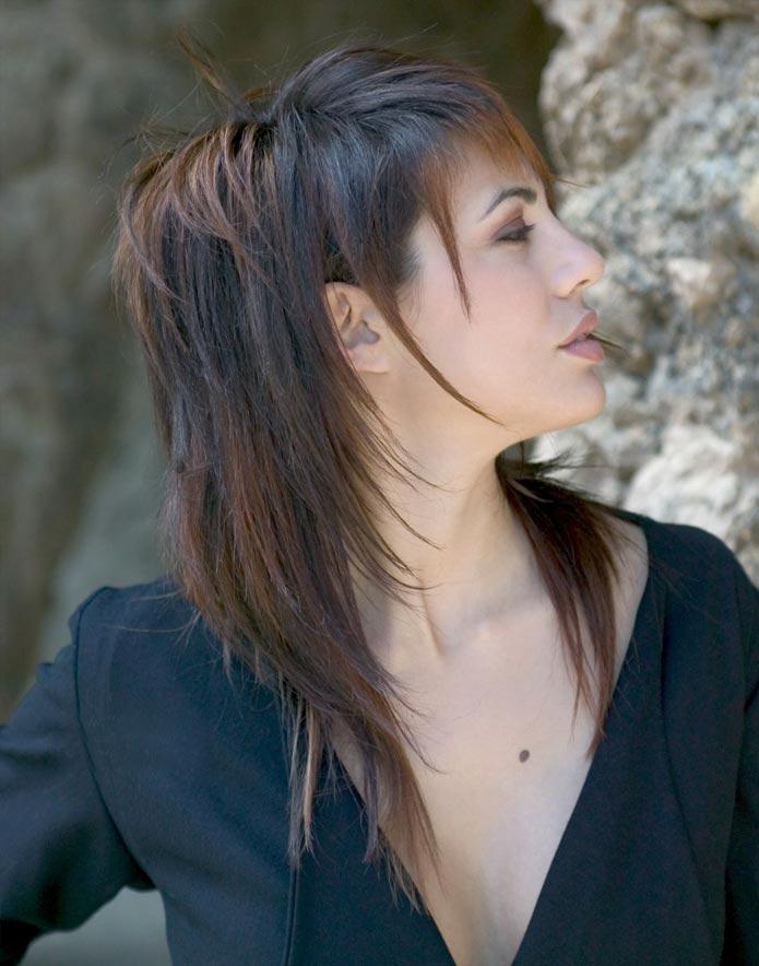 Стрижка Гаврош на середні волосся: фото стильних образів
