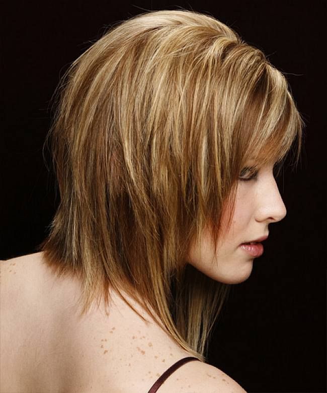 Стрижка Гаврош на середні волосся: фото стильних образів