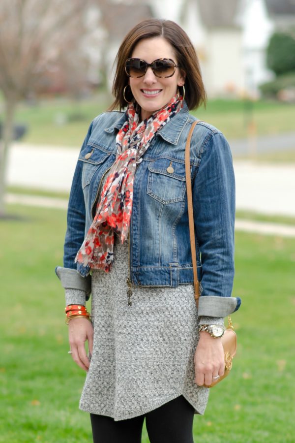 Сукня светр: з чим носити, як поєднувати восени і взимку, фото модних образів