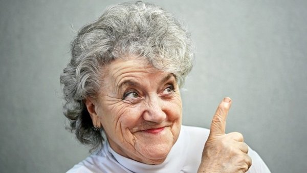 Зачіски, які старять жінок: стрижки додають вік, фото