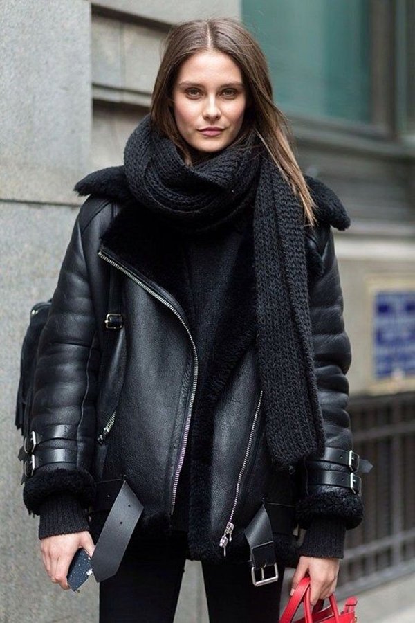Куртка авіатор жіноча: з чим носити, як поєднувати, фото модних образів