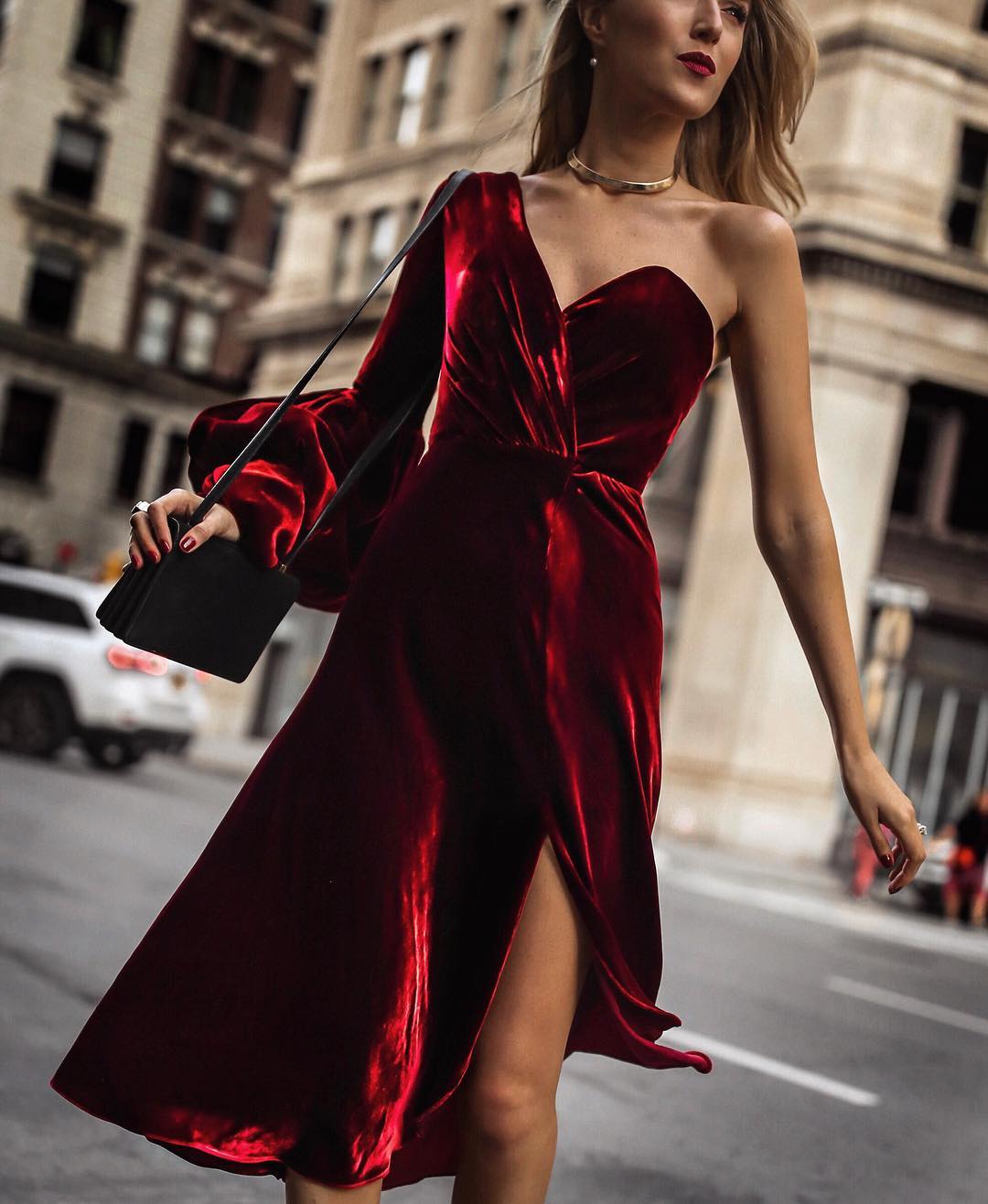 Модні вечірні сукні 2020 року: тренди, новинки сезону, фото