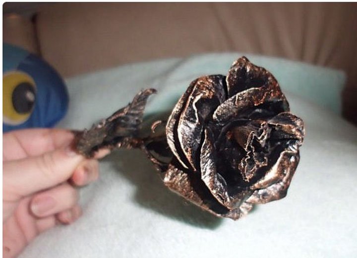 20 способів зробити троянду з паперу та інших матеріалів