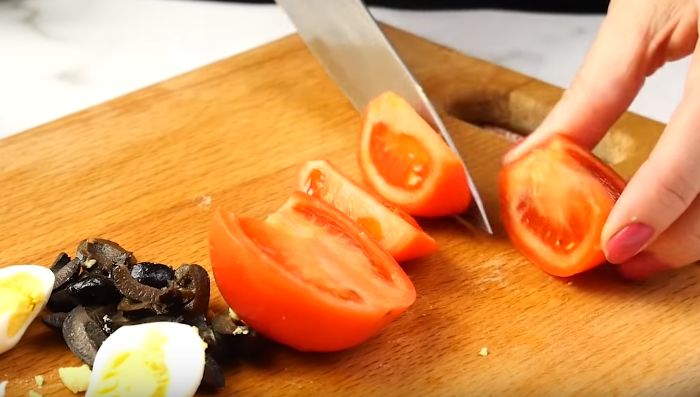Салати з консервованим тунцем — прості і швидкі рецепти