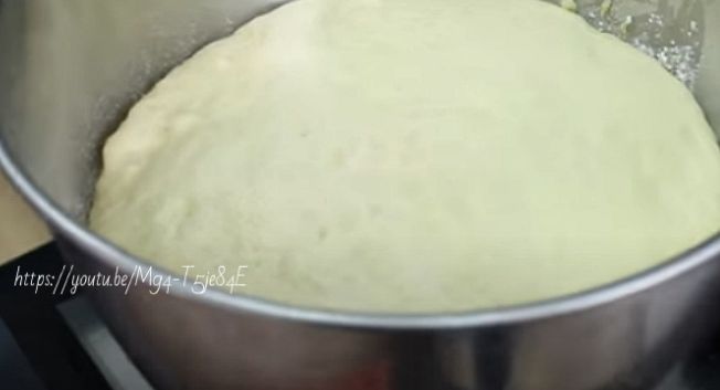 Дріжджове здобне тісто для пирогів