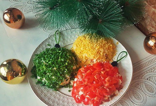 Прості і смачні салати на Новий 2022 рік   15 рецептів з фото   пальчики оближеш